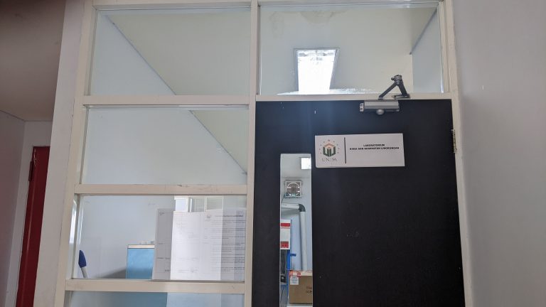 LAB KIMIA & KESEHATAN LINGKUNGAN_01