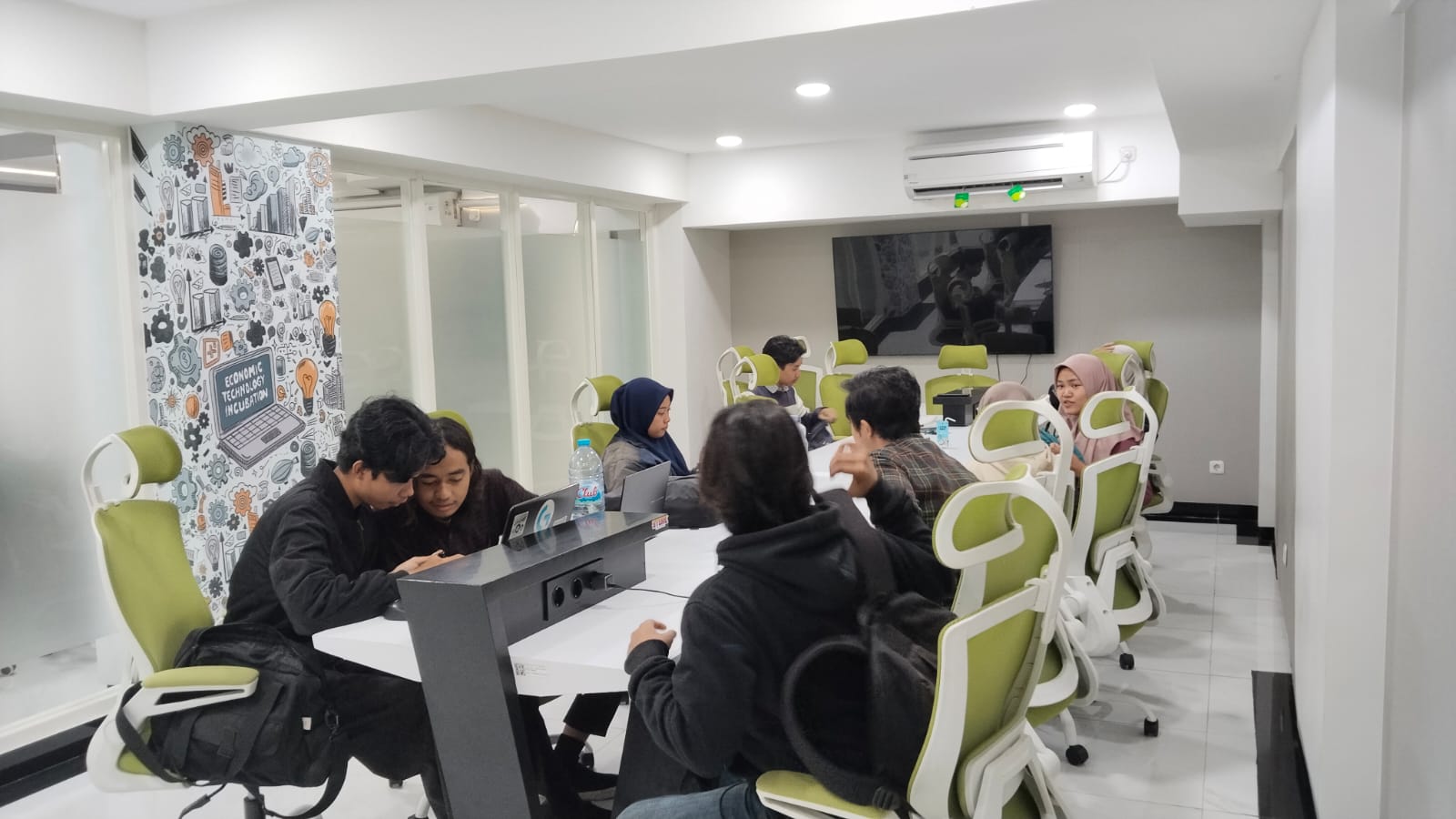 LAB INCUBATOR BISNIS_04