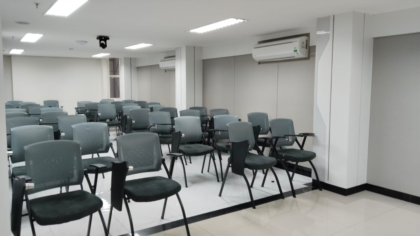 RUANG KULIAH HYBRID_04