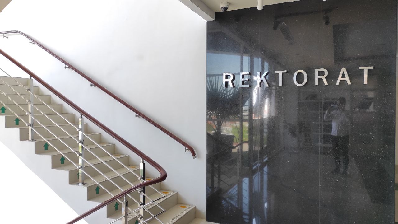 Ruang Administrasi_15