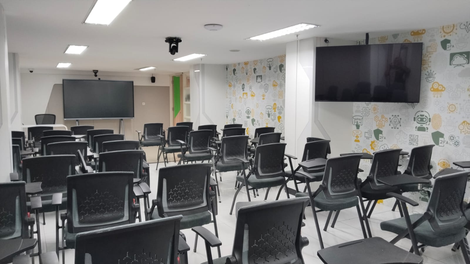 RUANG KULIAH HYBRID_01