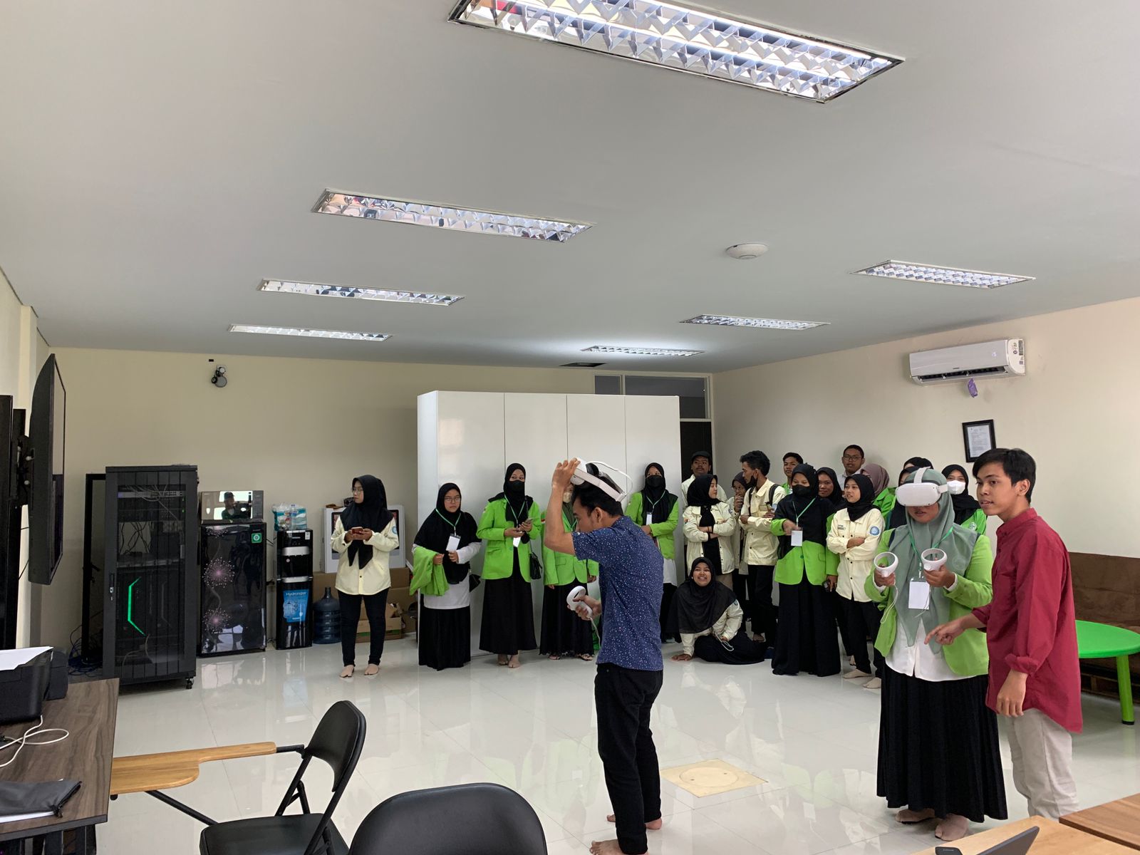 LAB VIRTUAL REALITY_02